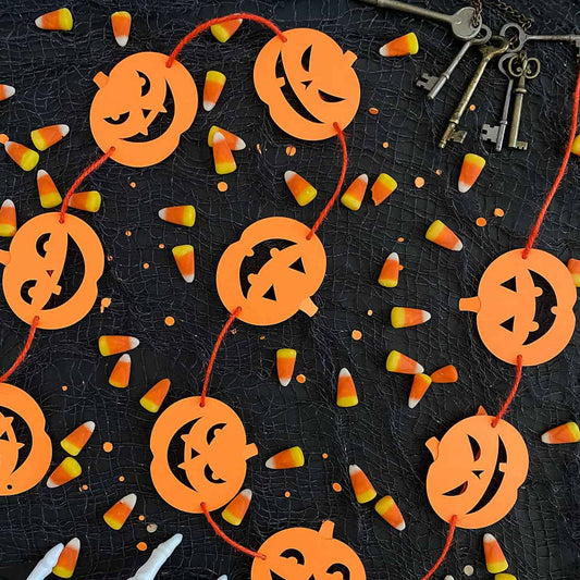 FREE Printable Jack-o'-Lantern Garland SVG Template (Cricut / Cutting Machine) Cakewalk DIY